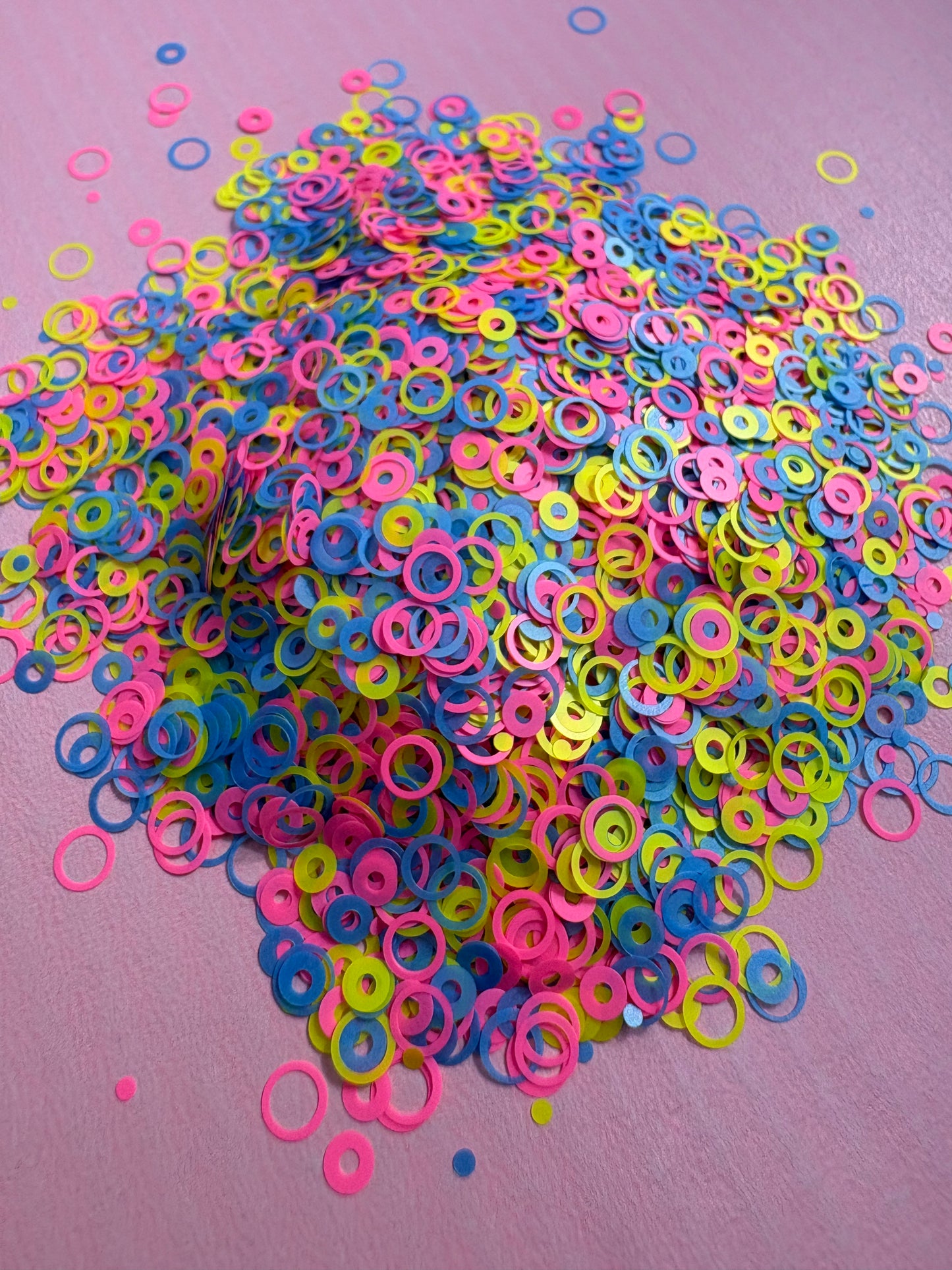 Circle multi color shaped glitter